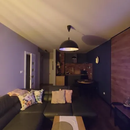 Lux Apartament Odkryj - Bieszczady Ustrzyki Dolne Exterior photo