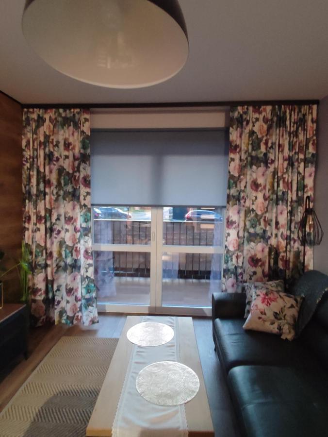 Lux Odkryj - Bieszczady Apartment Ustrzyki Dolne